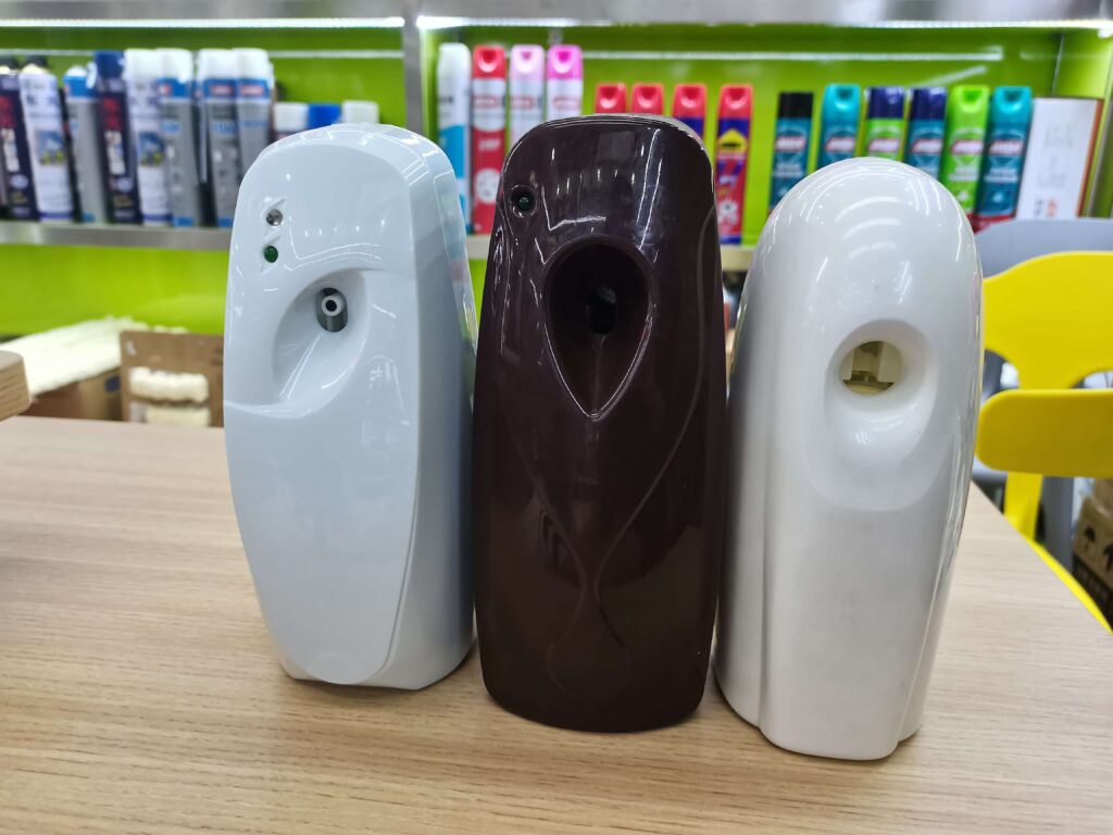 Donyan automatic spray air freshener